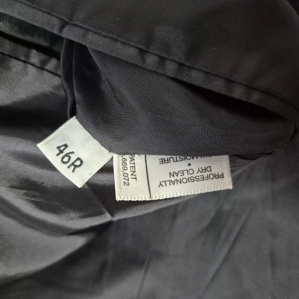 Hart Schaffner Marx Blazer Mens 46R Black Pinstripe 2B Sport‎ Coat Jacket USA